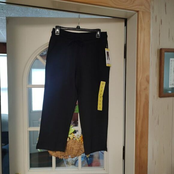 New 32 Degrees Black Cropped Soft Pants Size Women's Small - Picture 1 of 2
